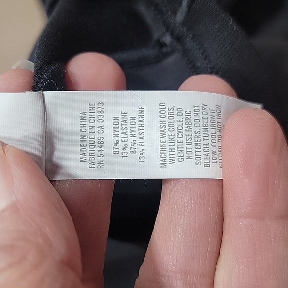 Offline by Aerie Size L Black Ruched /Drawstring Front Long Sleeve Crop Top - Picture 11 of 11